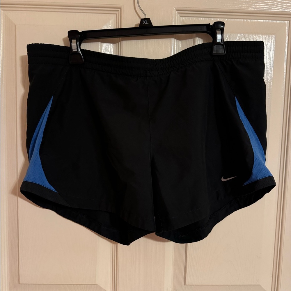 Women’s Nike shorts Black & Blue Medium
